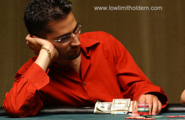 Antonio Esfandiari Lets Play